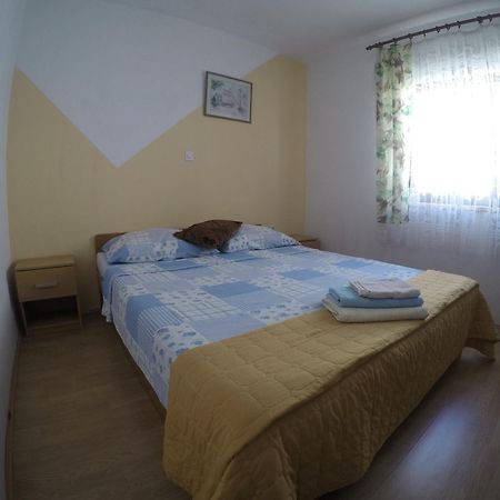 Peach Apartment'S Repic Bibinje Buitenkant foto