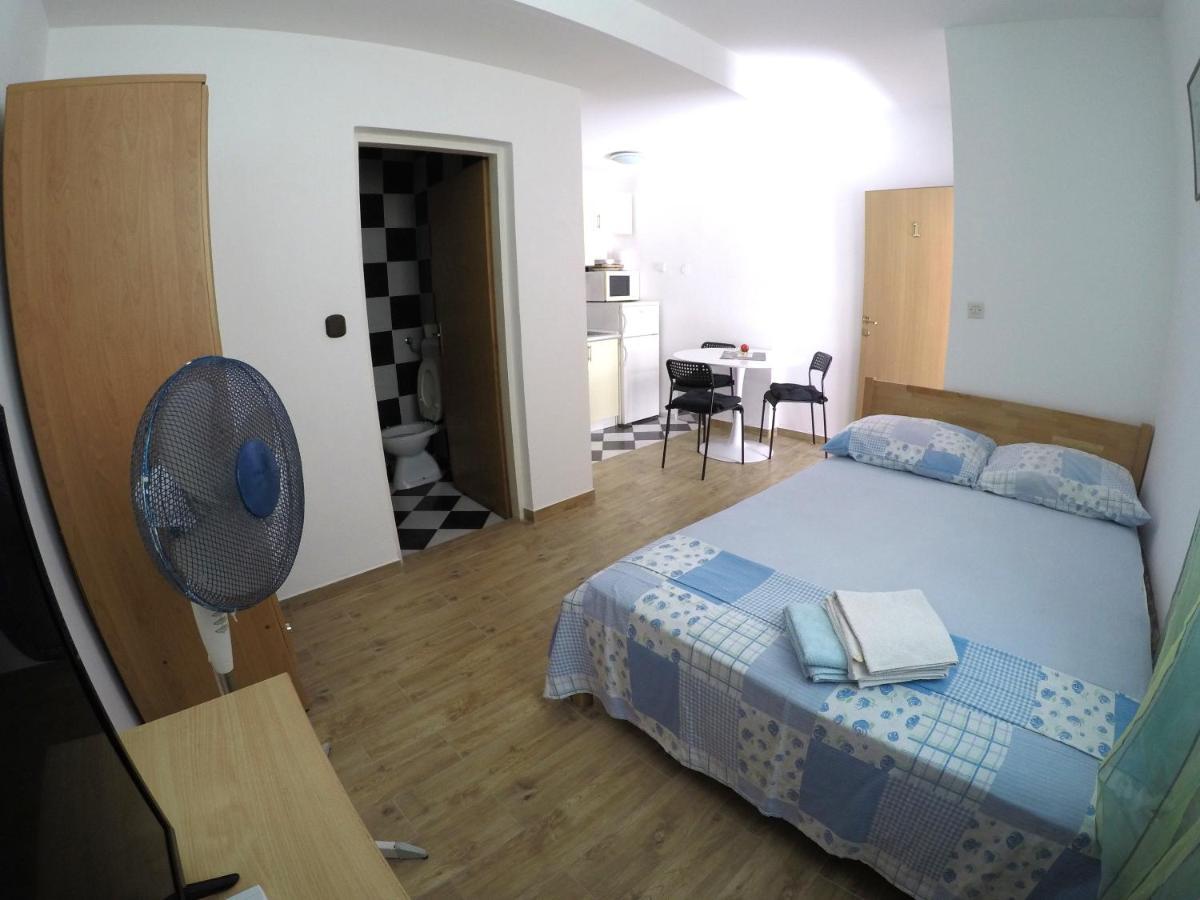 Peach Apartment'S Repic Bibinje Buitenkant foto